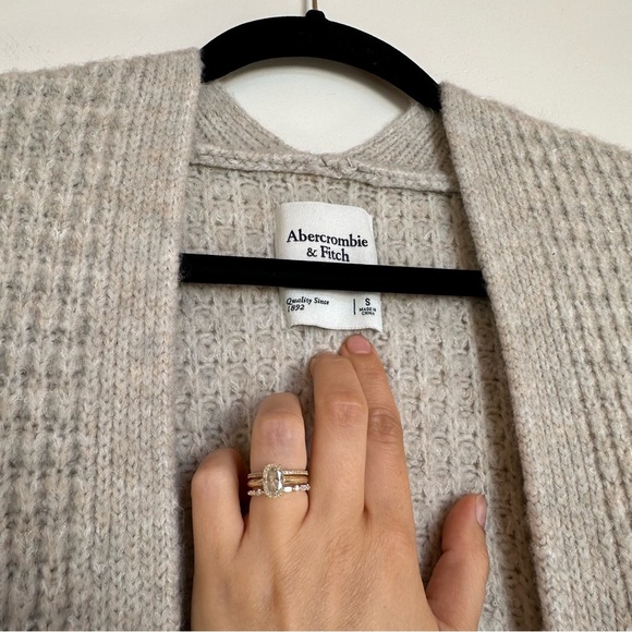 Abercrombie and Fitch Waffle Knit Duster Cardigan Sweater Size Small - Picture 4 of 5